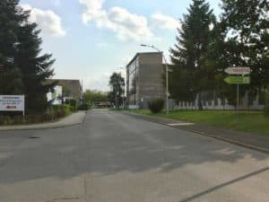 Elektroauto aufladen ausgeschildert