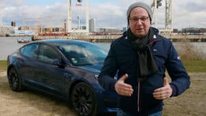 2021 Tesla Model 3 Performance | Foto: 163 Grad