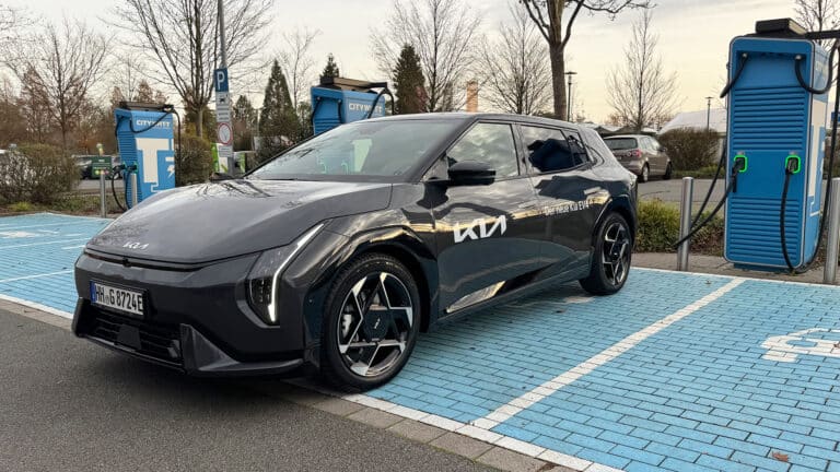 Kia EV4 Test Reichweite Laden Verbrauch Praxis | Foto: 163 Grad